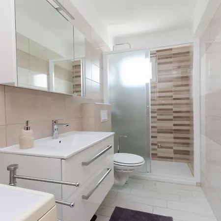 Nada Apartamento Palit