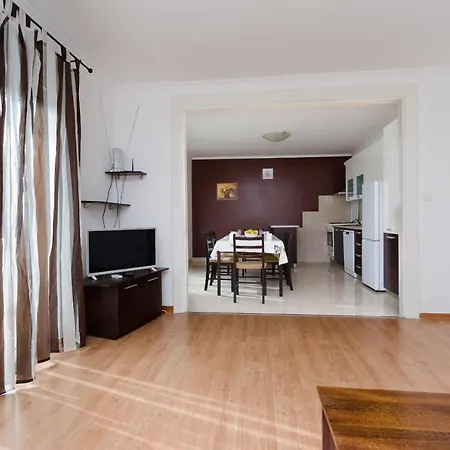 Appartement Nada Palit
