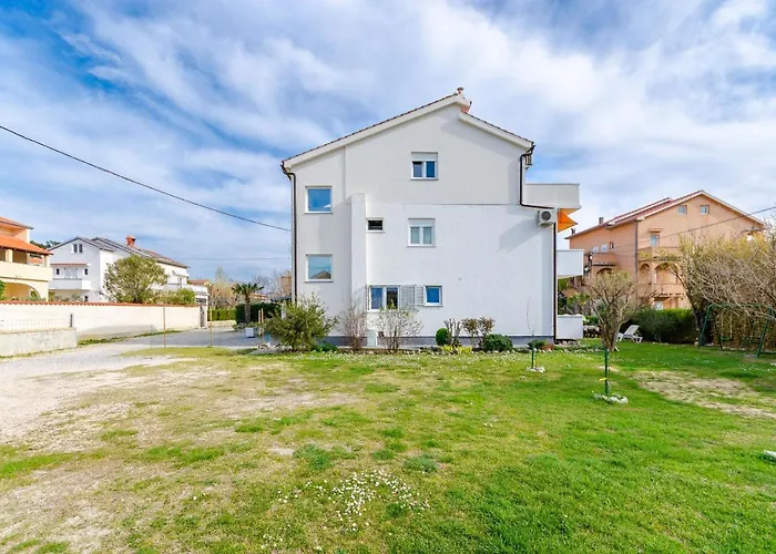 Nada Apartment Palit