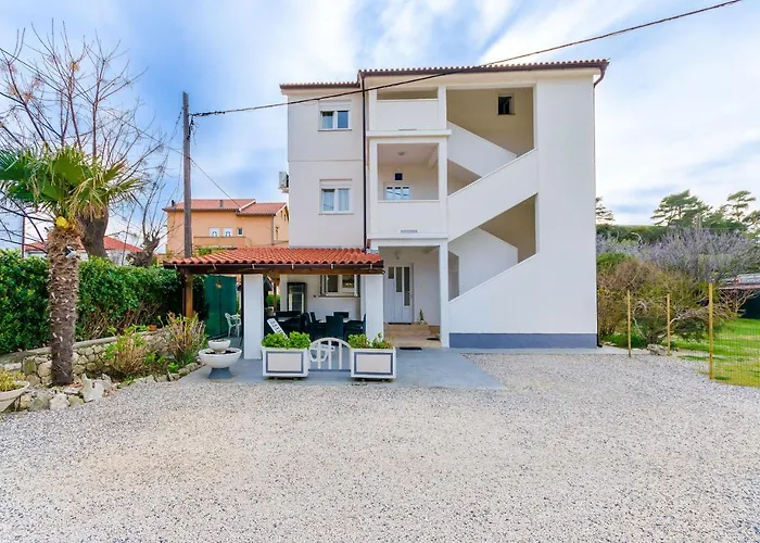 Nada Apartment Palit